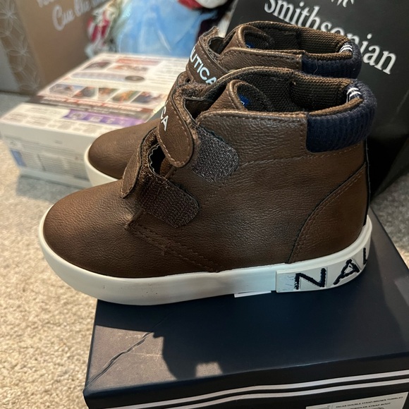 Náutica Toddler Double Strap Boot Brown 8 - Picture 3 of 3